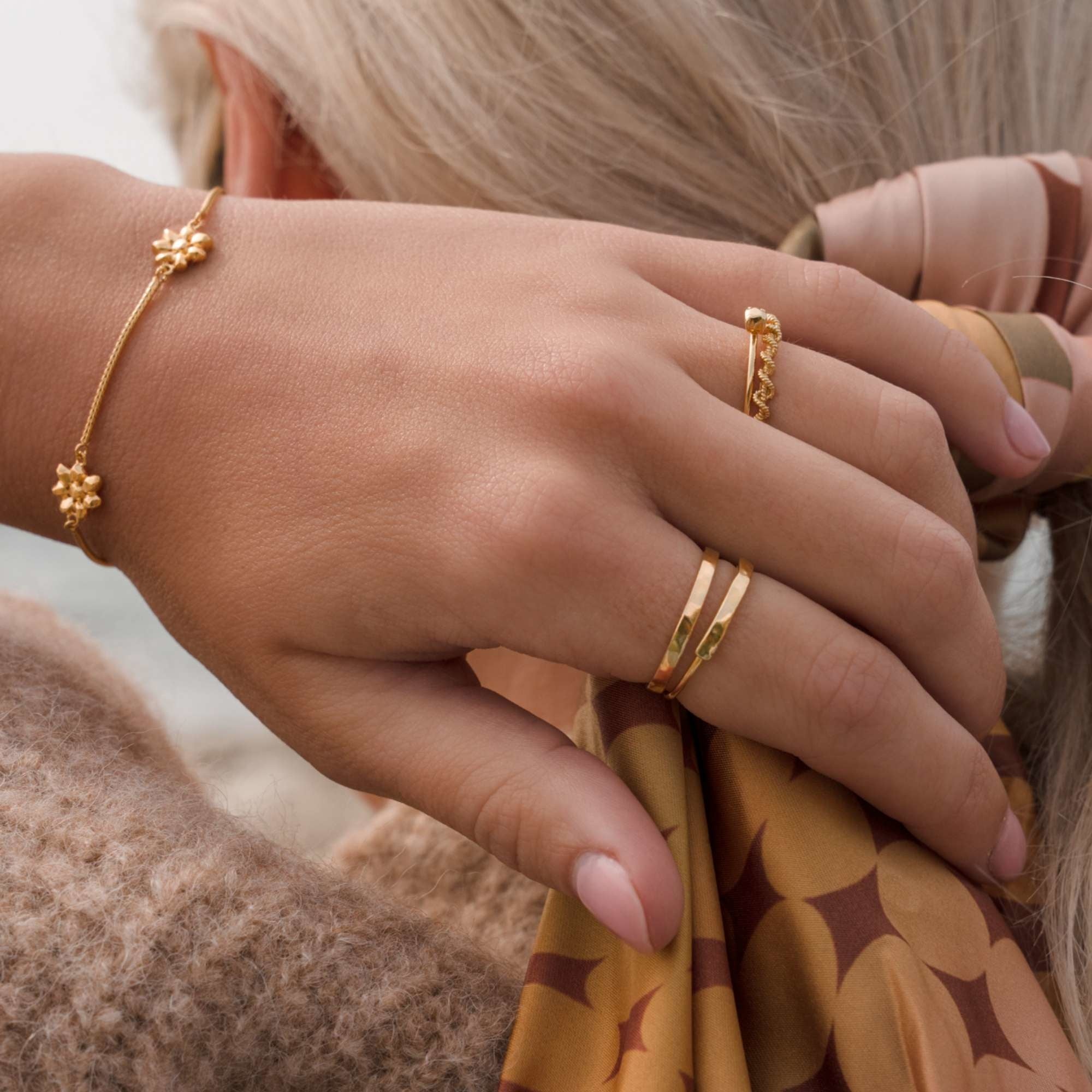 Violet hamden ringen sales